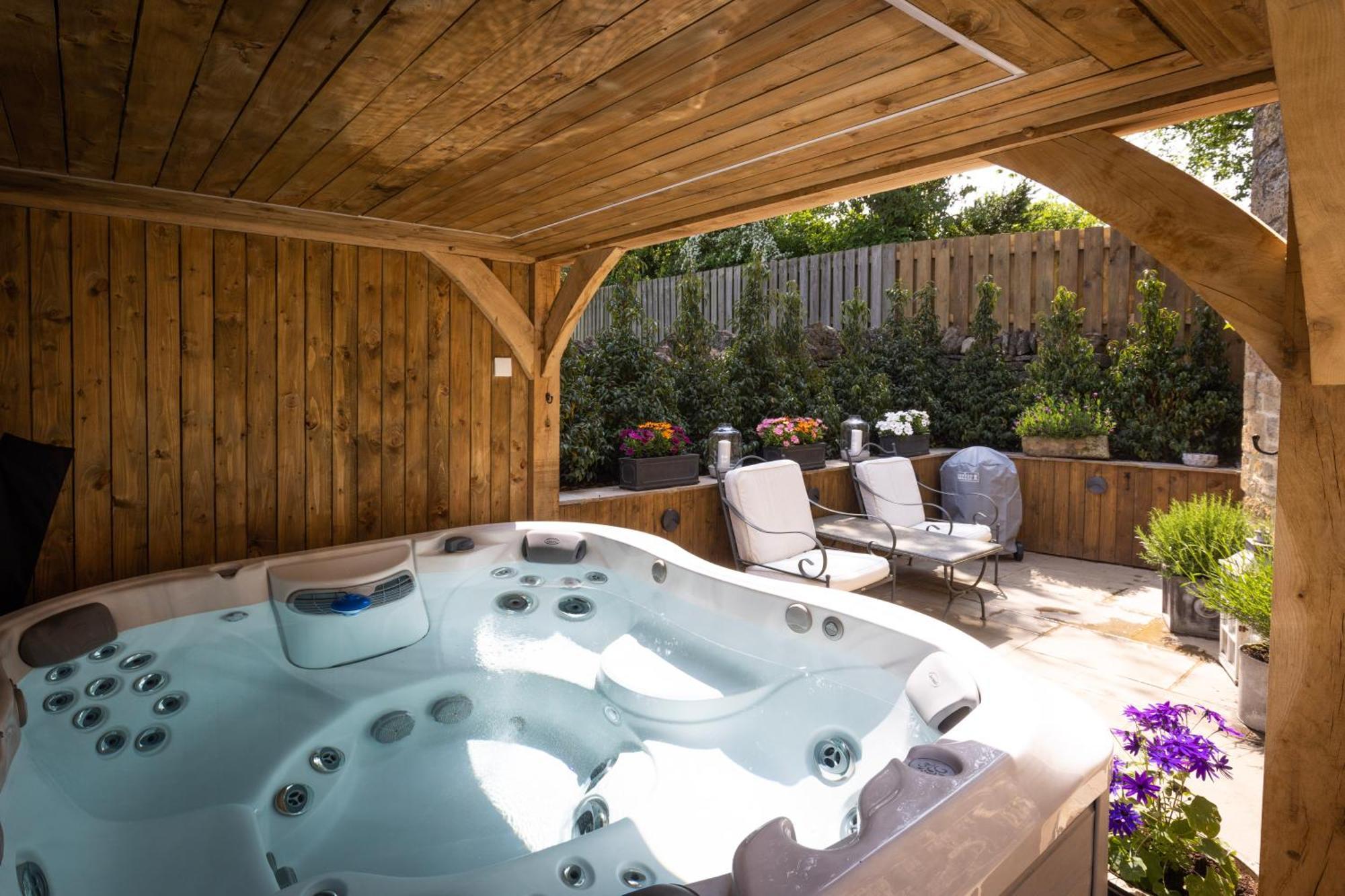 Cotswold Cottage With Hot Tub Bledington Kültér fotó