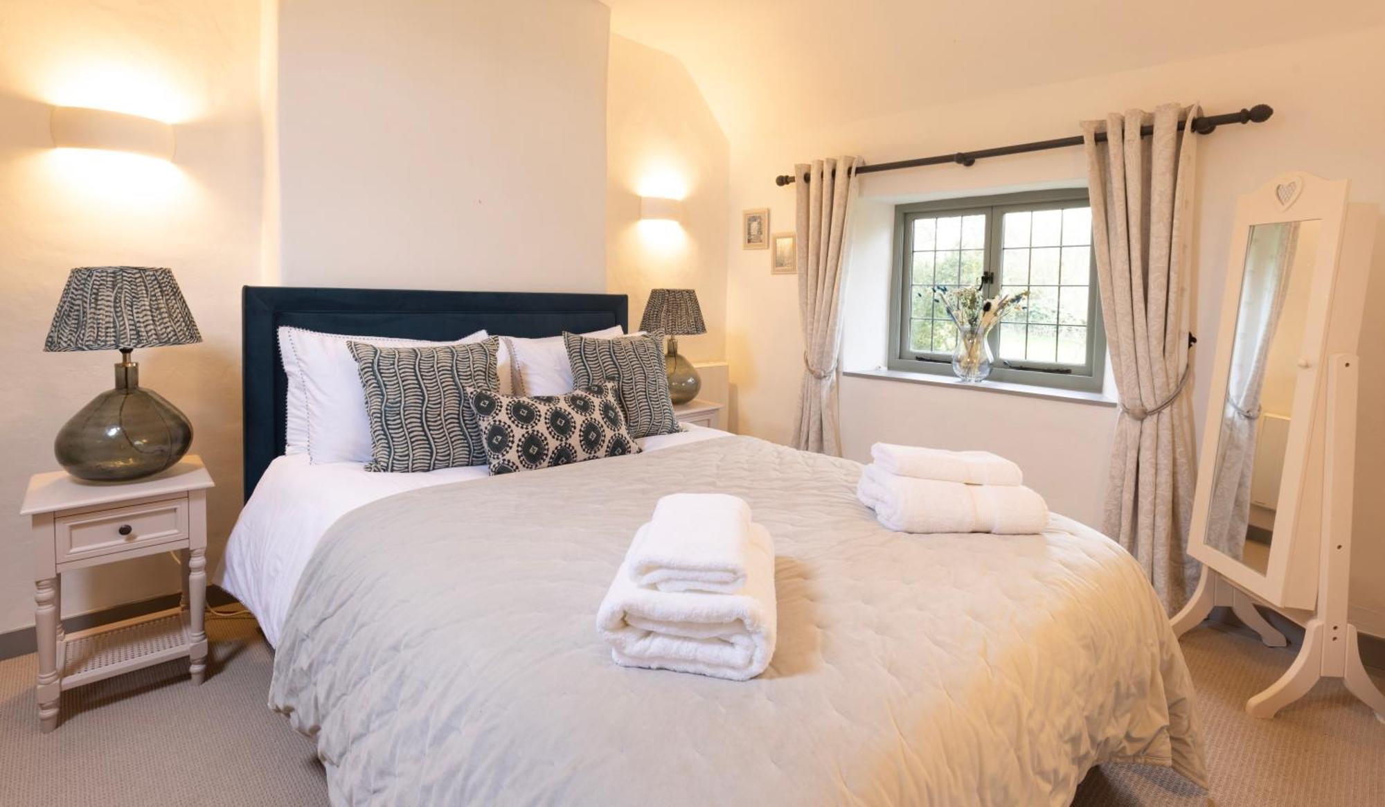 Cotswold Cottage With Hot Tub Bledington Kültér fotó